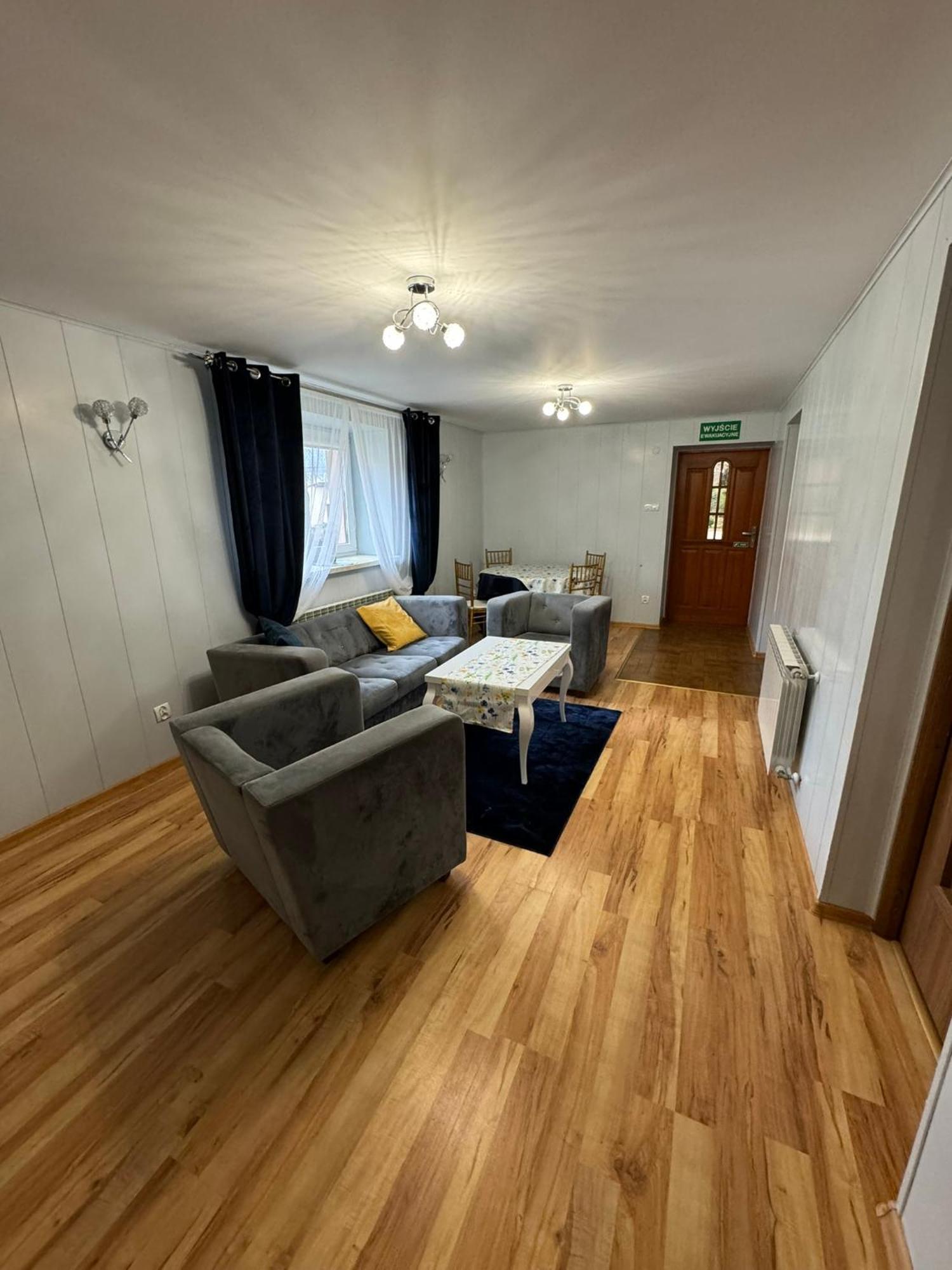 Domek Pod Miastem Apartamento Przemyśl Exterior foto