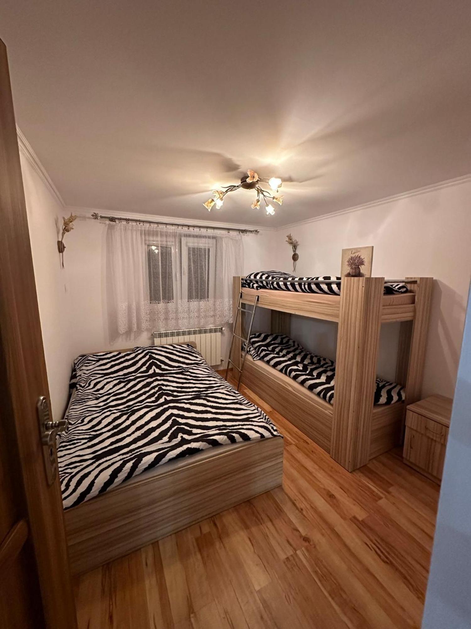 Domek Pod Miastem Apartamento Przemyśl Exterior foto